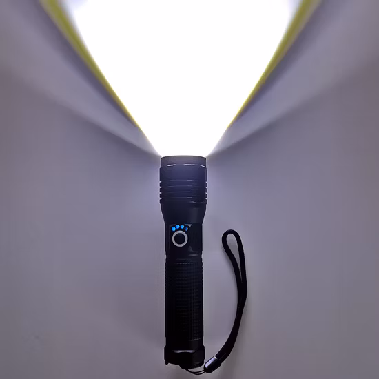 Lanterna portátil Yichen 1200 lúmenes recarregável com zoom tático LED guardião