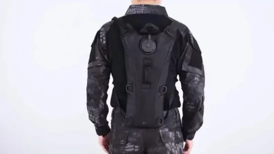 Mochila tática Flyfit estilo militar